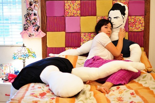 Illustration for article titled Bring The Horror Home With Life-size Twilight Body Pillows